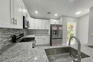 17752 Port Boca Ct, Fort Myers, FL 33908 - Photo 7