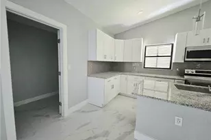 17760 Park Village Circle, Fort Myers, FL 33908 - Photo 5