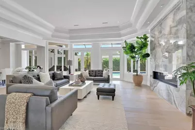 678 Katemore Ln, Naples, FL 34108 - Photo 5