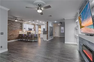 1330 Mariposa Cir, Naples, FL 34105 - Photo 7