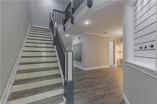 1330 Mariposa Cir, Naples, FL 34105 - Photo 11