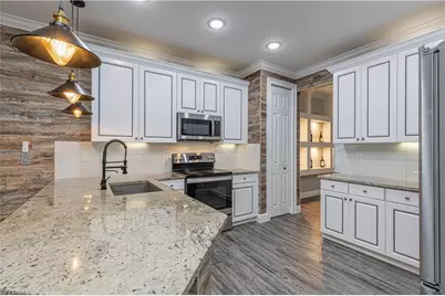 1330 Mariposa Cir #103, Naples, FL 34105 - Photo 5