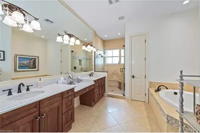 537 Avellino Isles Cir #31201, Naples, FL 34119 - Photo 17