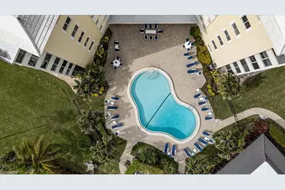 3410 Gulf Shore Blvd N #302, Naples, FL 34103 - Photo 15