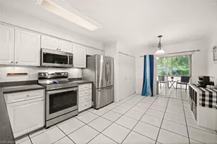 3940 Leeward Passage Ct, Bonita Springs, FL 34134 - Photo 11