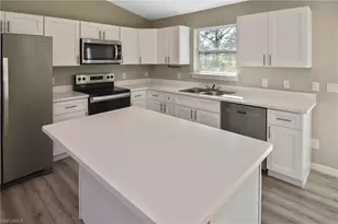 902 Lytle St E, Lehigh Acres, FL 33974 - Photo 29