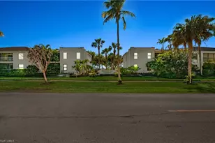 802 10th Ave S, Naples, FL 34102 - Photo 13