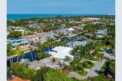 1750 4th St S, Naples, FL 34102 - Photo 49