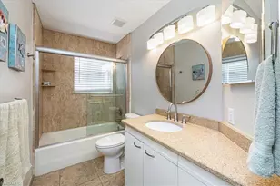 940 Woodshire Ln, Naples, FL 34105 - Photo 23