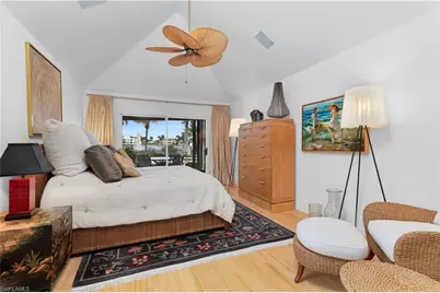 883 Galleon Dr, Naples, FL 34102 - Photo 15