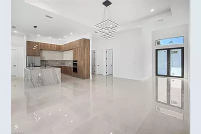 5405 SW 25th Ct, Cape Coral, FL 33914 - Photo 5