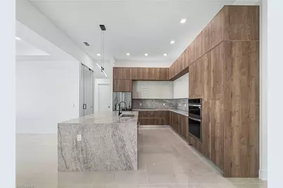 5405 SW 25th Ct, Cape Coral, FL 33914 - Photo 7