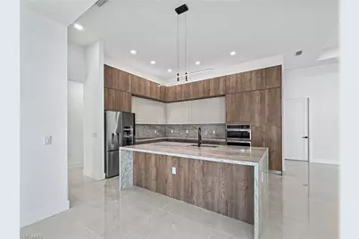 5405 SW 25th Ct, Cape Coral, FL 33914 - Photo 9