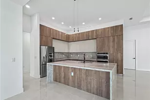 5405 SW 25th Ct, Cape Coral, FL 33914 - Photo 9