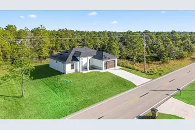 203 E 10th St, Lehigh Acres, FL 33972 - Photo 5