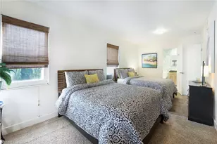 800 River Point Dr, Naples, FL 34102 - Photo 29