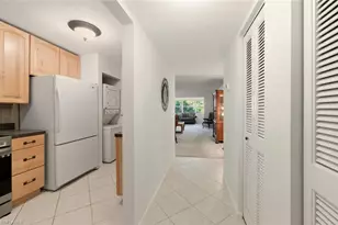 101 Forest Lakes Blvd, Naples, FL 34105 - Photo 3