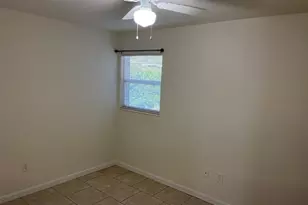 724 109th Ave N, Naples, FL 34108 - Photo 5