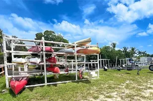 932 Palm Dr, Naples, FL 34114 - Photo 25
