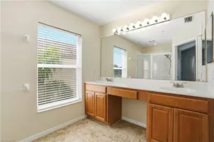 1050 Albany Ct, Naples, FL 34105 - Photo 23