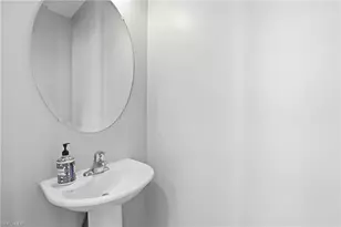 1050 Albany Ct, Naples, FL 34105 - Photo 25