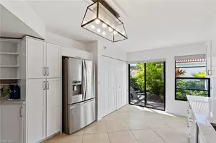 5880 Via Lugano, Naples, FL 34108 - Photo 5