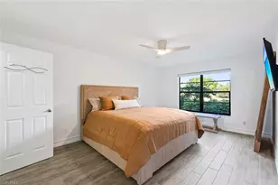 5880 Via Lugano, Naples, FL 34108 - Photo 11