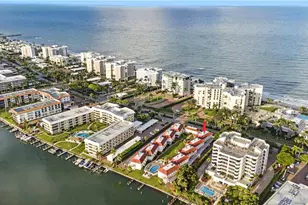 3070 Gulf Shore Blvd N, Naples, FL 34103 - Photo 33