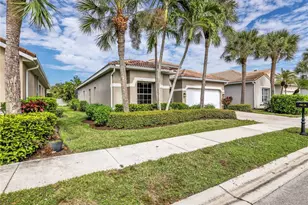 92 Glen Eagle Cir, Naples, FL 34104 - Photo 3