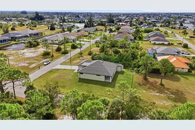 2338 NW 33rd Pl, Cape Coral, FL 33993 - Photo 35