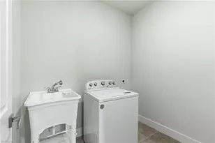 2338 NW 33rd Pl, Cape Coral, FL 33993 - Photo 29