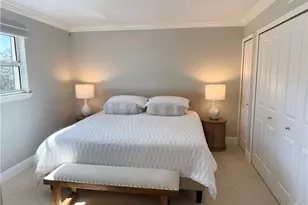 960 7th St S, Naples, FL 34102 - Photo 11