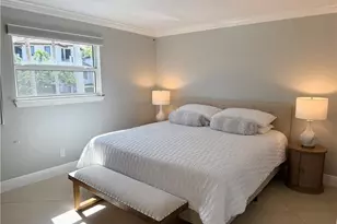 960 7th St S, Naples, FL 34102 - Photo 13