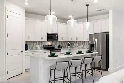 10483 Ventana Ln, Naples, FL 34120 - Photo 11