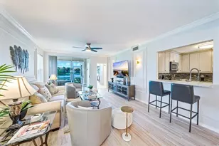 2540 Aspen Creek Ln, Naples, FL 34119 - Photo 9