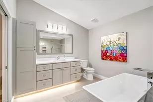 16651 Bobcat Ct, Fort Myers, FL 33908 - Photo 17