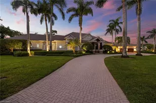 707 Hickory Rd, Naples, FL 34108 - Photo 11