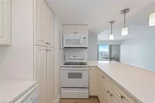 3443 Gulf Shore Blvd N, Naples, FL 34103 - Photo 5