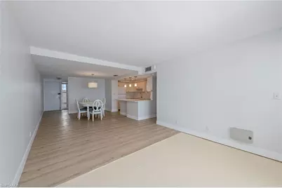 3443 Gulf Shore Blvd N #810, Naples, FL 34103 - Photo 9