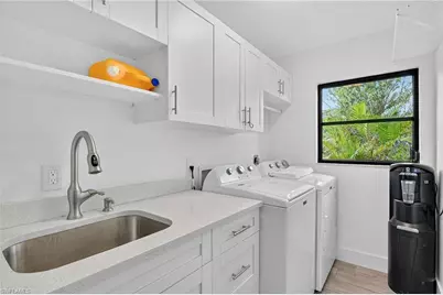 5270 Berkeley Dr, Naples, FL 34112 - Photo 35