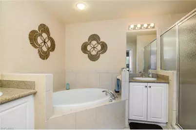 7930 Mahogany Run Ln #814, Naples, FL 34113 - Photo 5