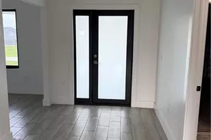 835 Burbank Ave S, Lehigh Acres, FL 33974 - Photo 9