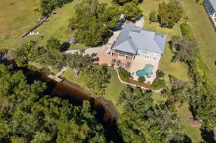 7209 Hendry Creek Dr, Fort Myers, FL 33908 - Photo 3