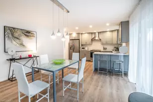 124 Lake Point Ln, Naples, FL 34112 - Photo 5