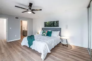 124 Lake Point Ln, Naples, FL 34112 - Photo 15