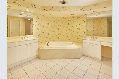 4951 Gulf Shore Blvd N #901, Naples, FL 34103 - Photo 9