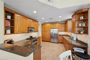 3765 Montreux Ln, Naples, FL 34114 - Photo 11