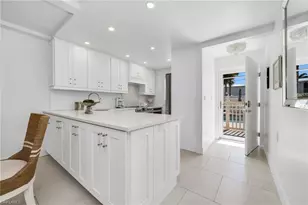 900 8th Ave S, Naples, FL 34102 - Photo 11