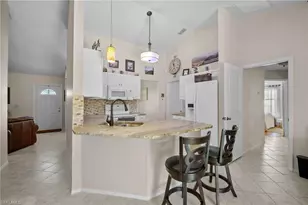 641 SW 9th Ave, Cape Coral, FL 33991 - Photo 17