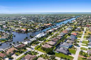 2215 SW 51st St, Cape Coral, FL 33914 - Photo 27